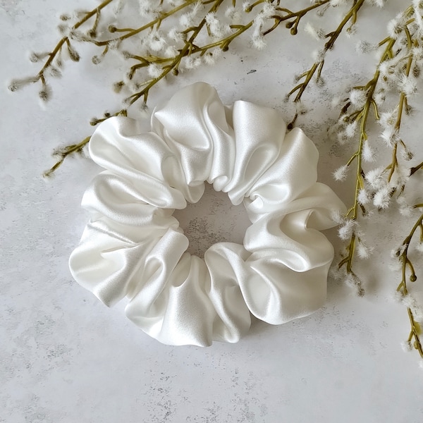 Pure Mulberry Silk Sustainable Scrunchie - Large White Purity - Luxury 22 Momme Hair Accessory - Highest Quality 6A Grade and Plastic Free