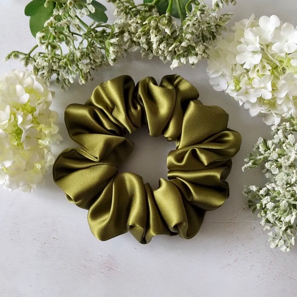 Pure Mulberry Silk Sustainable Scrunchie - Large Olive Green  - Luxury 22 Momme, Highest Quality 6A Grade and Plastic Free