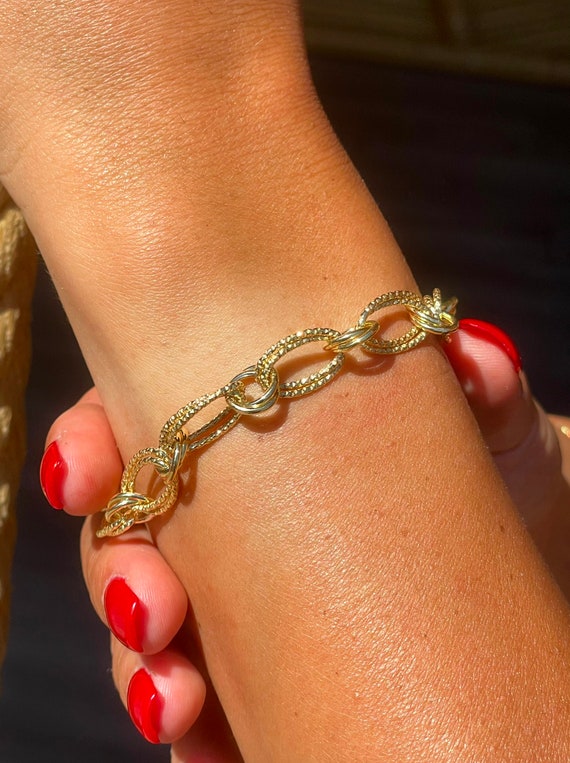 Buy Diamond Oval Link Chain Bracelet in 925 Silver Plated in 18k