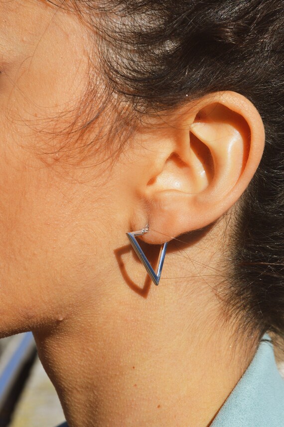 Triangle earrings online
