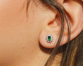 Orecchini Kate in argento 925 al lobo con zirconi verdi, blu,rosa,orecchini donna, orecchini zirconi bianchi.