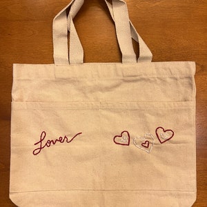 Borsa tote ricamata Lover