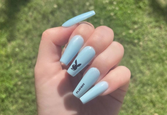 Presse Playboy Bunny Bleu Bebe Sur Les Ongles De Lapin Etsy