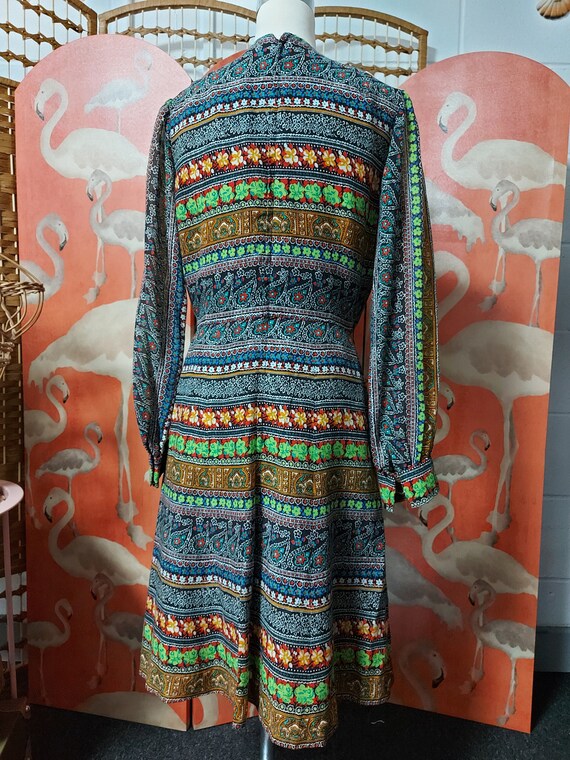 1970's Paisley Print hippy Dress - image 2