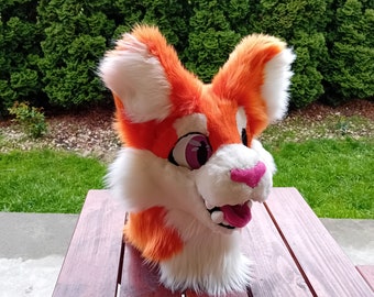 Tête de fursuit orange préfabriquée pour chat