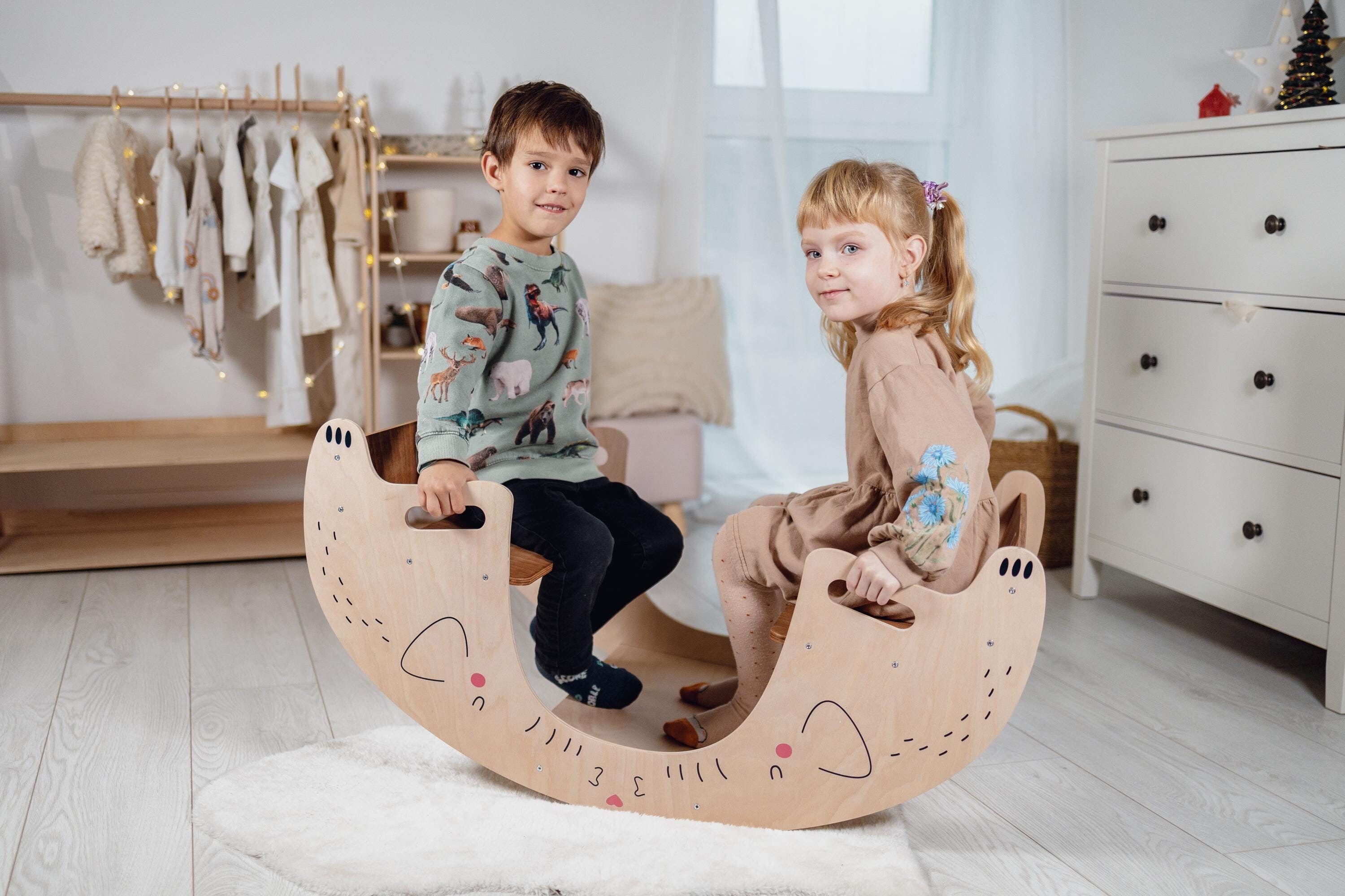 パーソナライズされた木製シーソーとテーブルチェア、クライミング