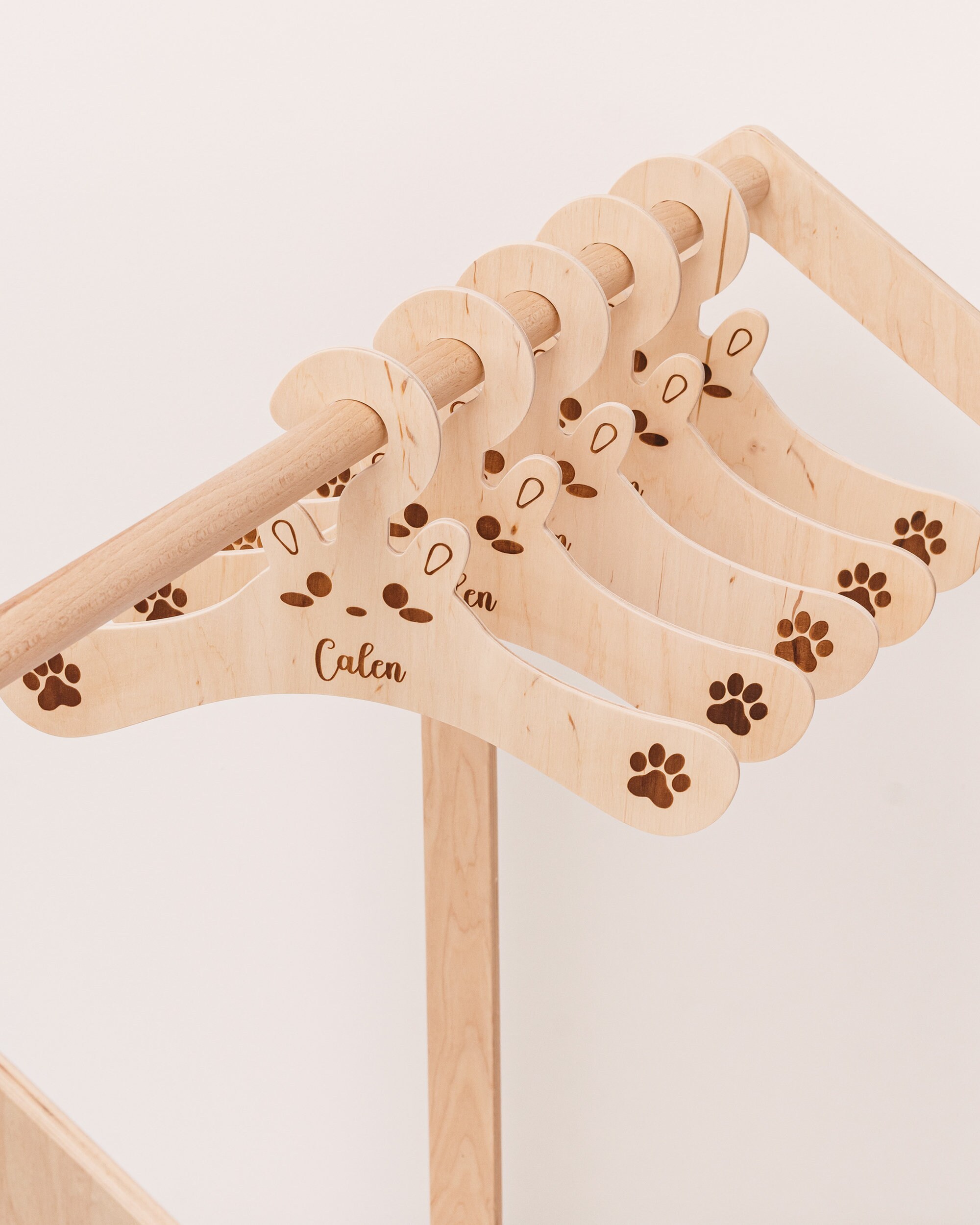 Fluffy Nugget Handcrafted Eco-Friendly Wooden Kids Hangers with Animal  Faces, Toddler Hangers, Children's Hangers, Kids Clothes Hangers, Wooden  Closet