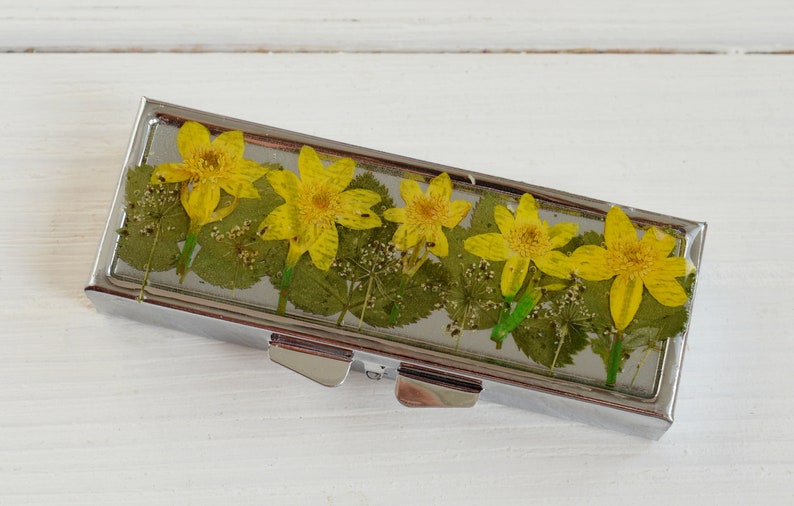 Trinket Box yellow narcissus pill case Weekly Pill Box 6 grid Flower Pill Container Gift for Her Mint Case Vitamin Box Stocking Stuffer