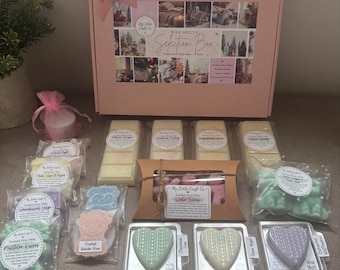 Christmas Soy Wax Melt Hamper, 18 Winter Scents Selection Box (Gift)