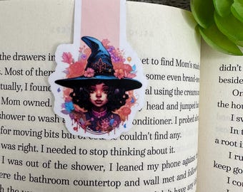 Magnetiskt bokmärke för Melanated Witch: Svart flicka, häxig bokälskare, gåva