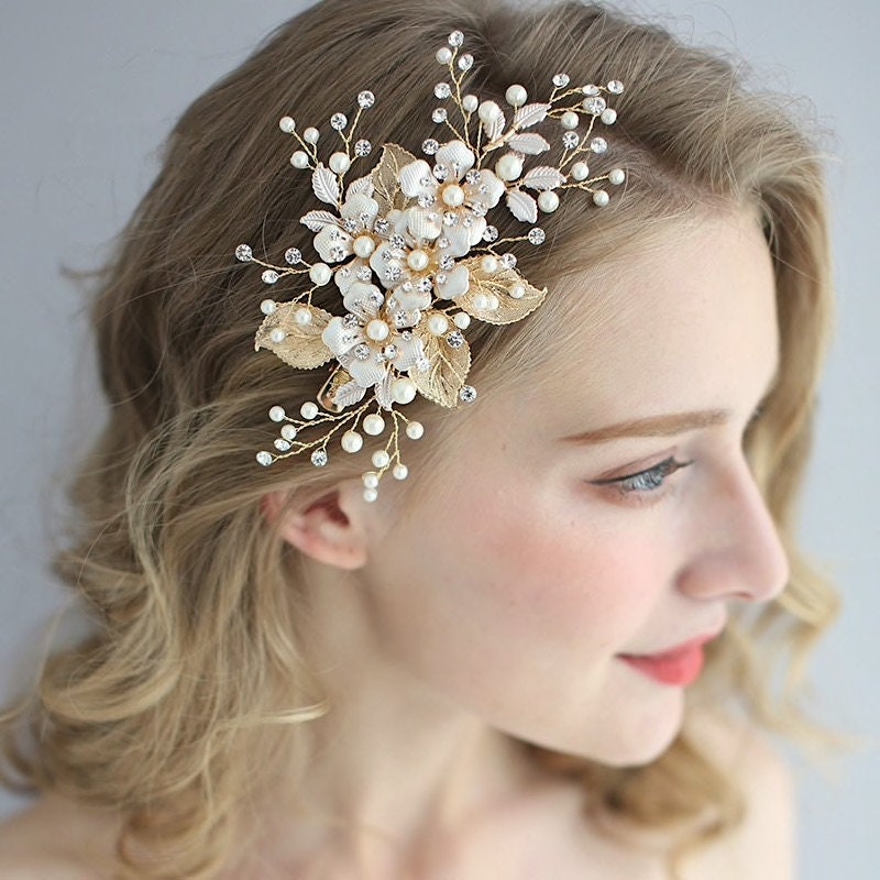 Custom Order // Bridal Wedding Decorative White Flower Pearl Hair Bridal Hair Bridal Headpiece Vintage, Bridal Headpieces, Bridal Hair Accessories | White Flower Pearl Bead Wedding Bridal Garland Frontlet Headpiece Hair Accessory | Custom Order // Bridal Wedding Decorative White Flower Pearl Hair Bridal Hair Bridal Headpiece Vintage, Bridal Headpieces, Bridal Hair Accessories | White Flower Pearl Bead Wedding Bridal Garland Frontlet Headpiece Hair Accessory |