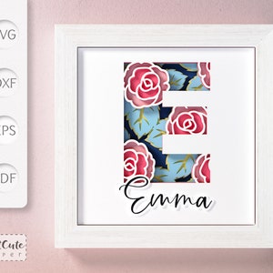 Plantilla SVG de caja de sombras con monograma floral con letra E, decoración de pared con corte de papel en capas personalizable y personalizable, archivos de corte Sadowbox