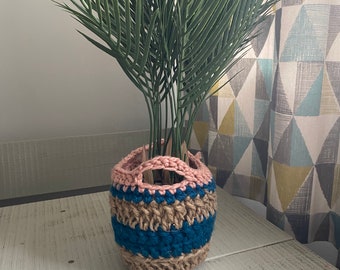 Handmade Granny Style Crochet basket. Jute / Wool.