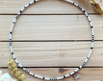 Domino Beaded Choker, Beach Choker, Black And White Choker, Boho Choker, Seed Bead Necklace, Dainty Choker, Sterling Silver