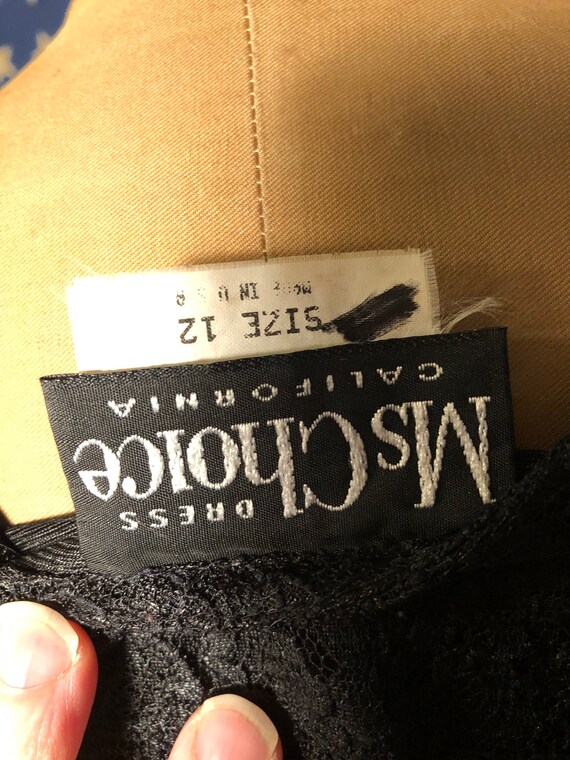 Practical Magic Basic 90s Witch - image 5