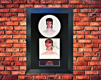 David Bowie RARE "Aladdin Sane" 40th Anniversary WHITE Vinyl Cd Record And Autographed Cover Mounted And Framed - Unique Collectable/Gift