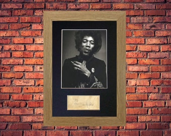 Jimi Hendrix - Classic Photograph & Autograph (Museum Grade Reproduction) Mounted In Oak Veneer Effect Frame - Collectable/Gift