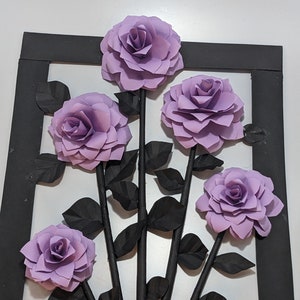 Arte de papel con diseño de flores de Ross y hojas de color negro, tamaño A4, tarjeta de regalo, arte de pared, artesanía, decoración del hogar sin marco