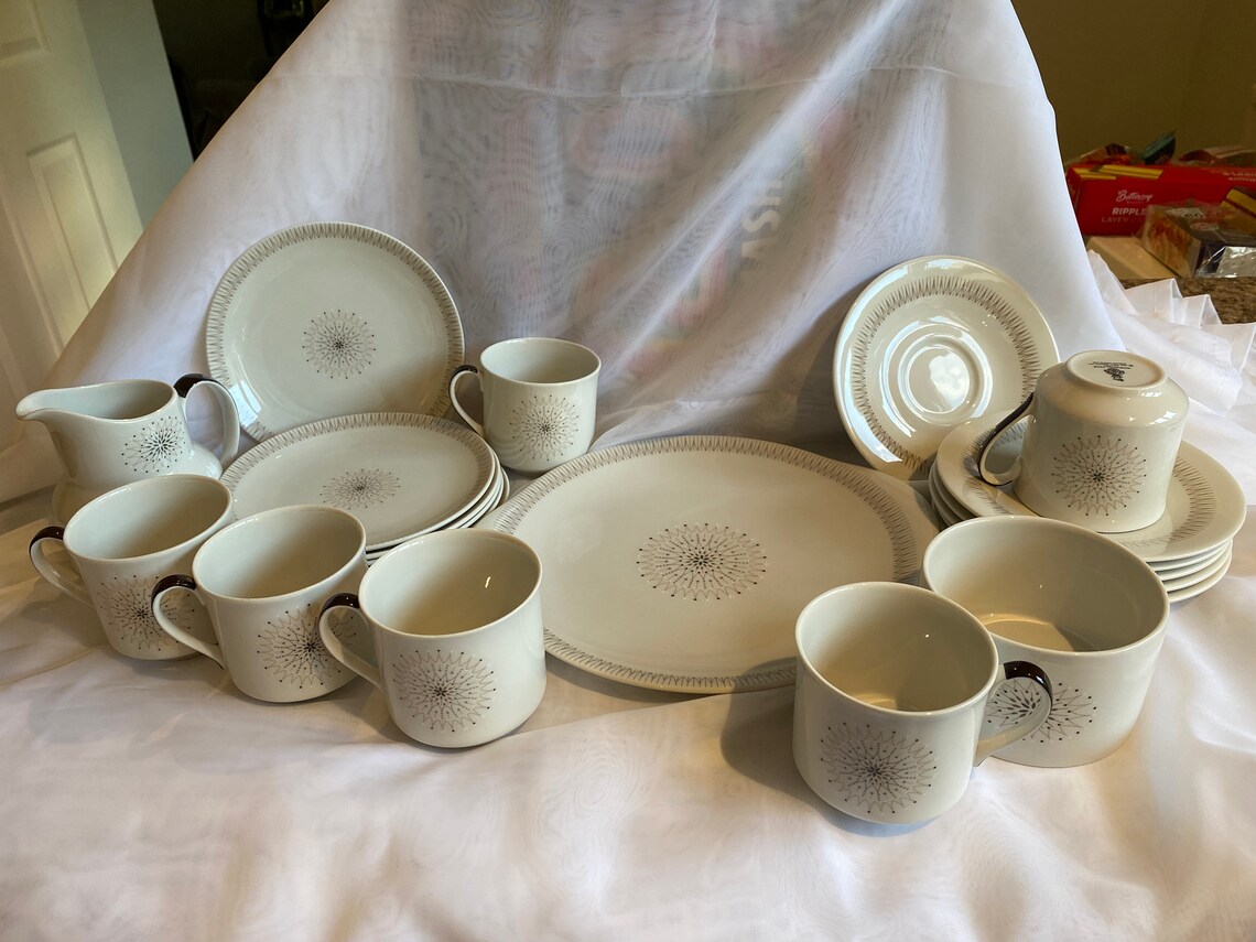 Vintage 1965 Royal Doulton 'Morning Star' tea set Etsy