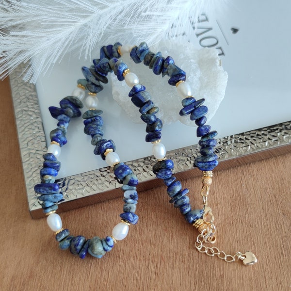 VALETTE - Collier sautoir perles naturelles chips Lapis Lazuli bleu et perle culture blanche ,doré or fin