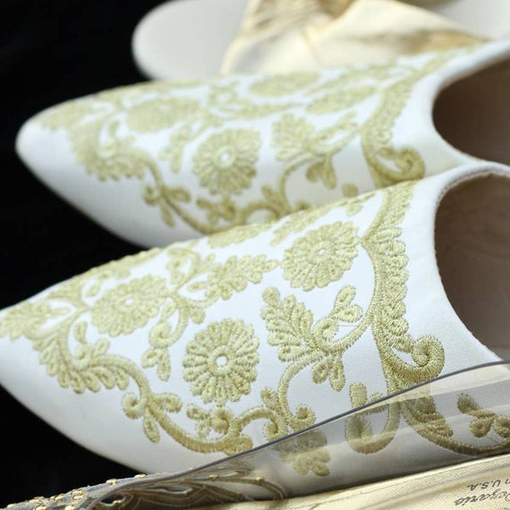 Vintage El Mansori Gold Embroidered Mules - image 3