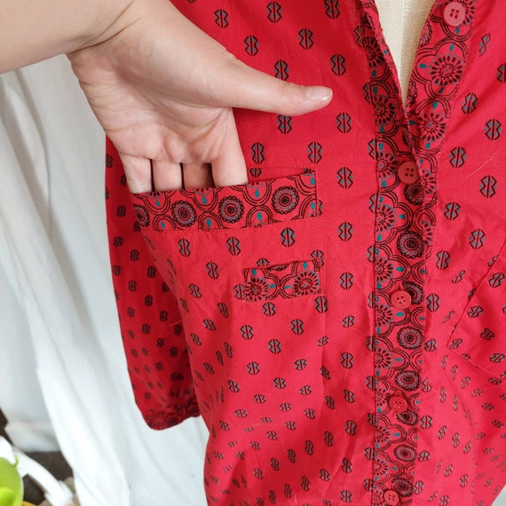 Vintage 70s Western Red Printed 100% Cotton Butto… - image 4