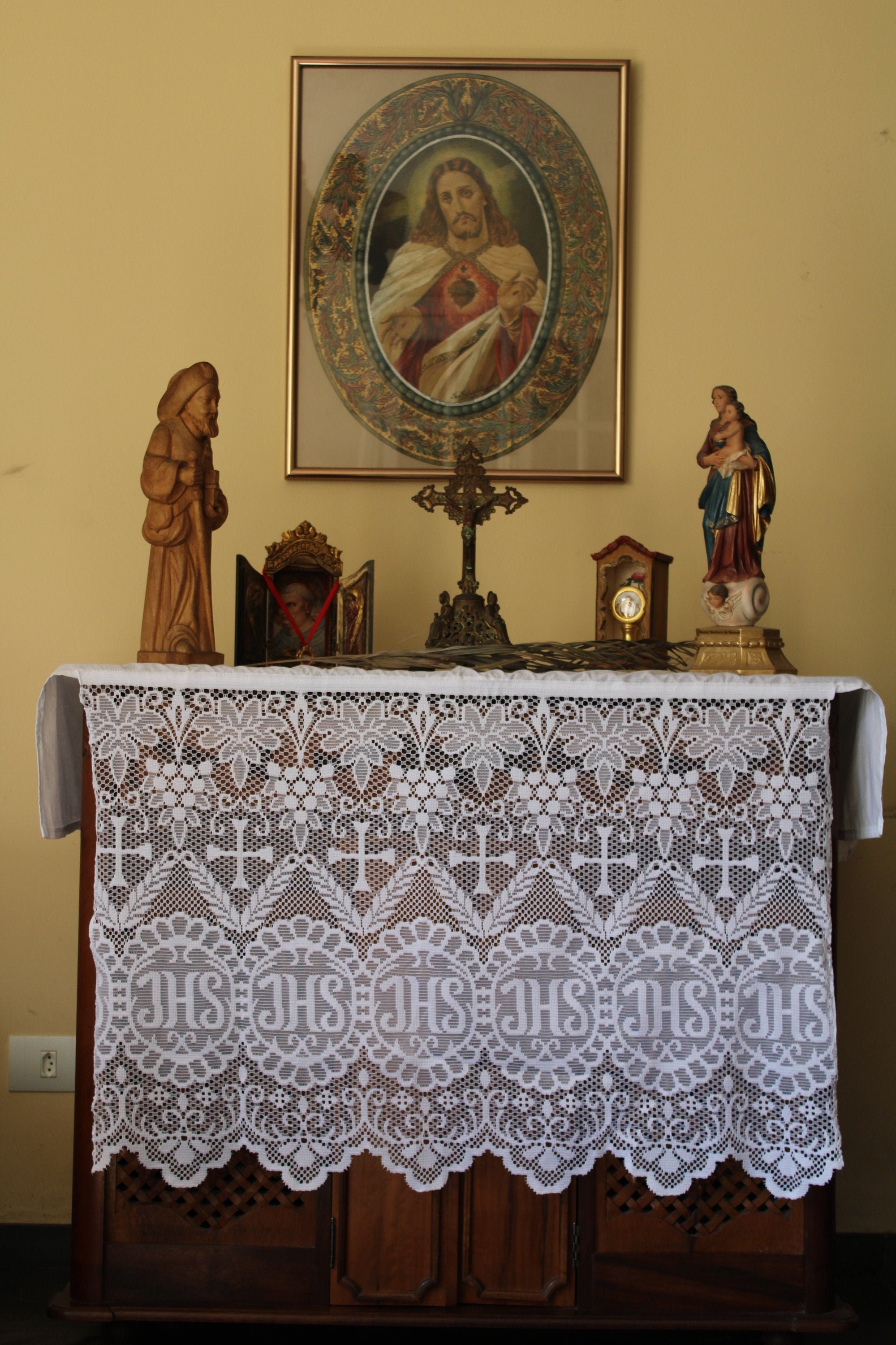 Home Altar Cloth Catholic White Liturgical Lace Crosses Ihs Etsy Uk