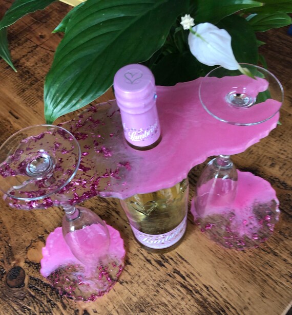 Handgemaakte harswijn en glashouder / wijnglazenhouder / fles- en glashouder - Roze