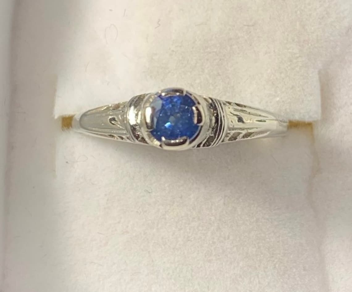 Antique Filigree 18K Sapphire Ring | Etsy