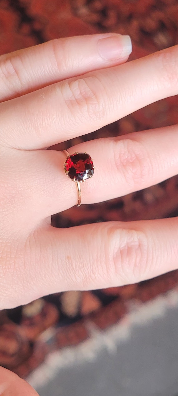 14k Garnet ring