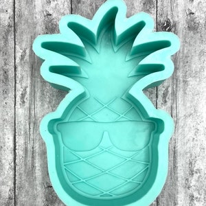 Pineapple Silicone Mold: Aroma Bead Freshie Mold