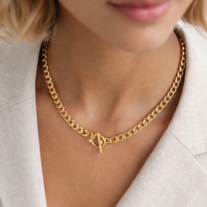 Gouden ketting met kapittelsluiting, statement kinketting voor dames met sluiting aan de voorkant