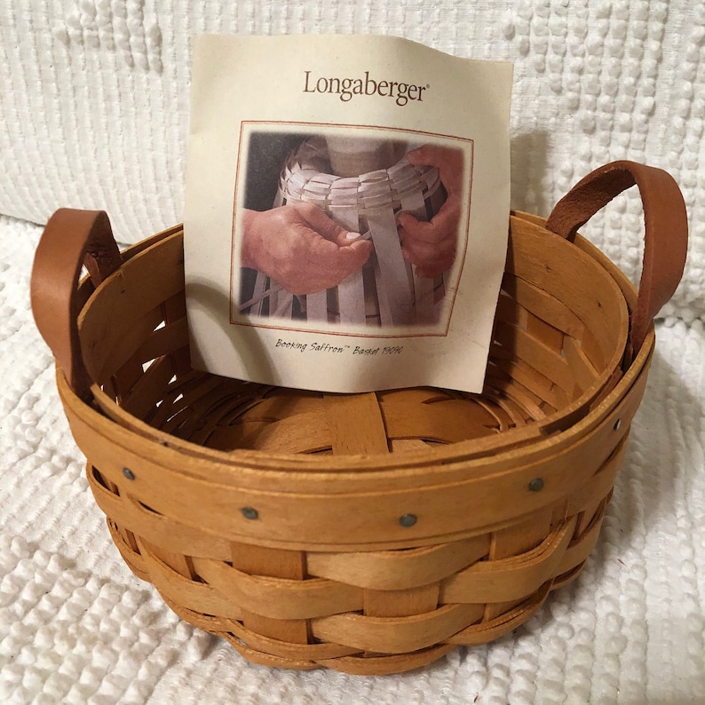 Longaberger 2002 Booking Saffron Basket wleather handles