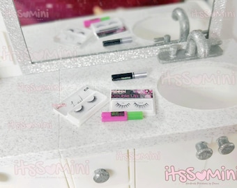 Miniature 1:6 Dollhouse Beauty doll size Mascara false lashes for dioramas playscale pretend play