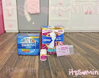 Miniature 1:6 Dollhouse Feminine care products mini contraceptives doll pads tampons pretend play