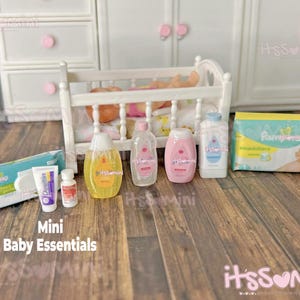 Miniature 1:6 dollhouse Baby essentials baby shampoo pretend doll baby scene miniature stuff
