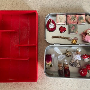 DIY Mini Apothecary Kit