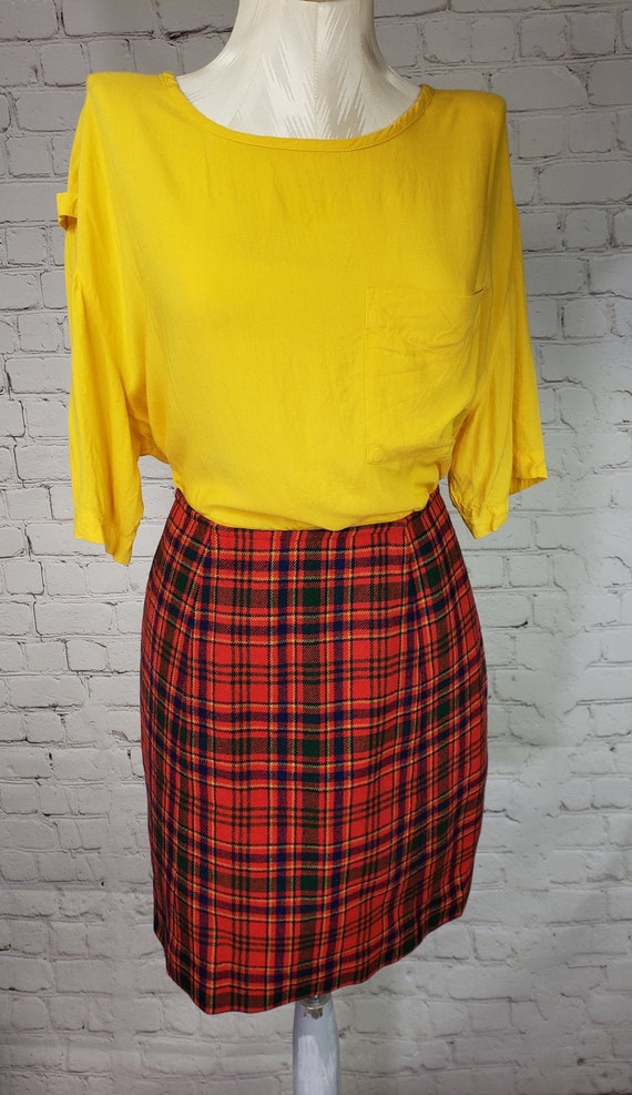 1960s 1970s Pendleton Knockabouts Plaid Mini Skirt