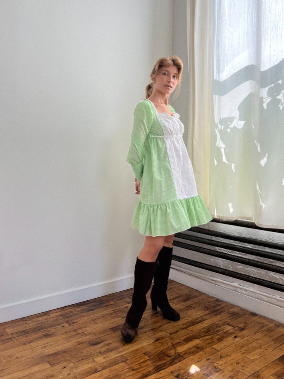 Vintage 1970s 70s Lime Green Gingham Milkmaid Bib… - image 5