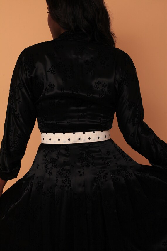 Vintage 1940s 1950s Post War Jet Black Satin Midi… - image 5