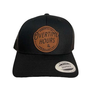 Casquette trucker avec heures supplémentaires | Chapeau avec empiècement en similicuir véritable | Snapback