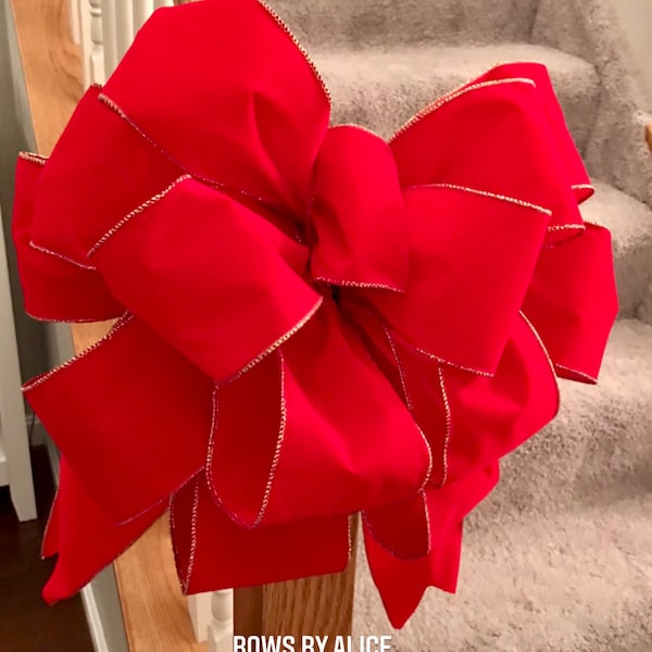 Large Red Wired Christmas Bows with Gold Trim- WEATHER RESISTANT - Holiday Bows - Outdoor Bows 15"