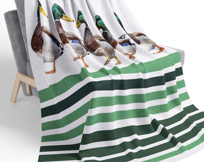 Mallard Duck Sherpa Blanket – Cozy Green Fleece Throw, Hunting Cabin Decor, Wildlife Lover Gift, Rustic Lodge Bedding