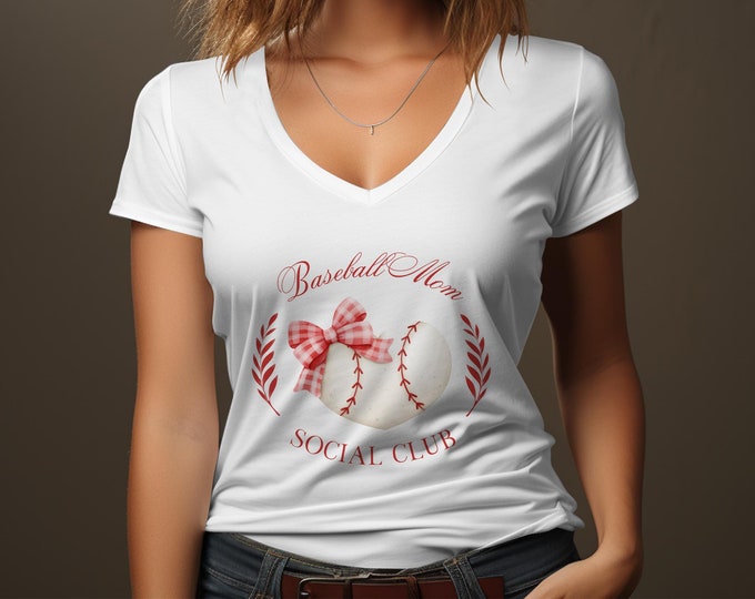 Baseball Mom Social Club Crop Top T-Shirt, Cute Sports Mom Heart Graphic Tee, Coquette baseball trend Tee