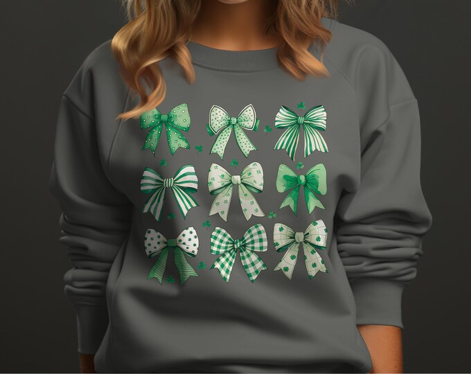 Coquette Green Bow Sweatshirt, Retro Checkered Aesthetic Top, Vintage Style Sweatshirt, Coquette Fashion Pullover, St Patricks Day Shirt