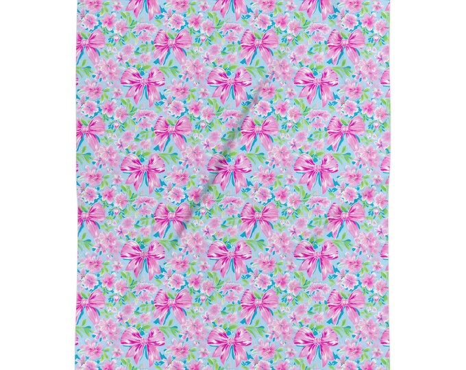 Cozy Soft White Blanket, Plush Throw Blanket, Bedroom Decor, Living Room Accent, Sofa Blanket, Minimalist Blanket, All Seasons Blanket