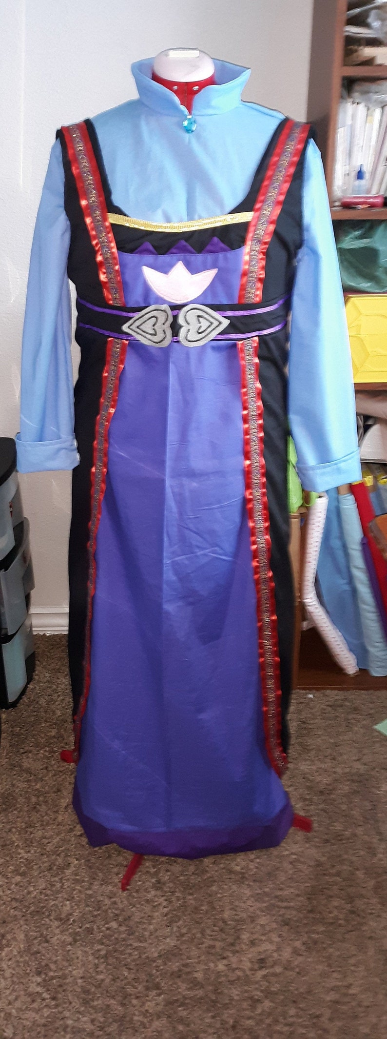 queen iduna cosplay