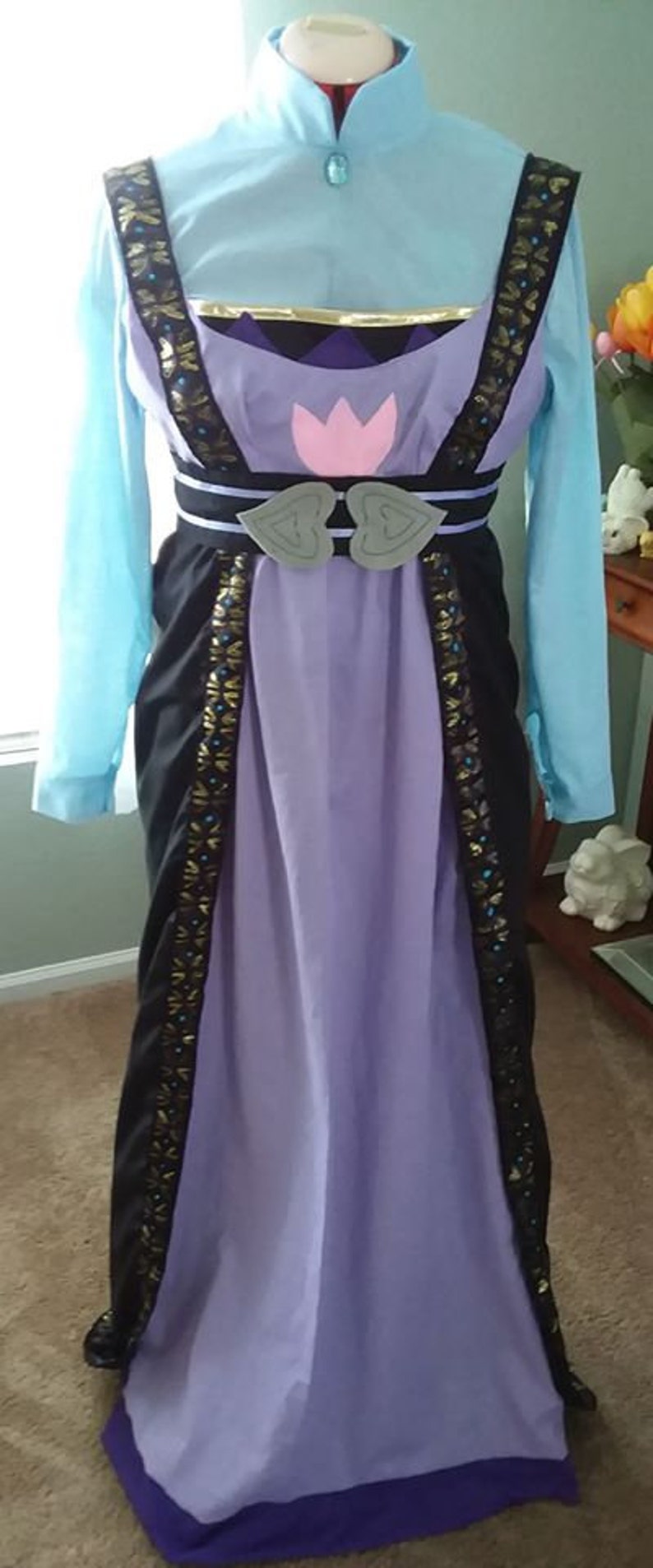queen iduna cosplay