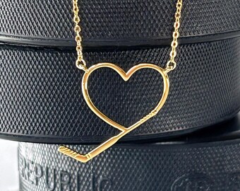 Hockey Necklace for Women, Goalie Necklace for Girl, Goalie Mom Hockey SWAG, Gold Hockey Jewelry, Ice Hockey Gift, Goalie Girl Gifts for Her