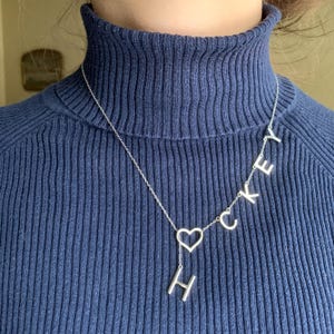 Hockey-Halskette für Frauen Hockey-Schmuck für sie Hockey Mom Halskette Hockey-Fan Zubehör Wort Halskette Statement-Halskette für Mädchen SWAG Bild 7